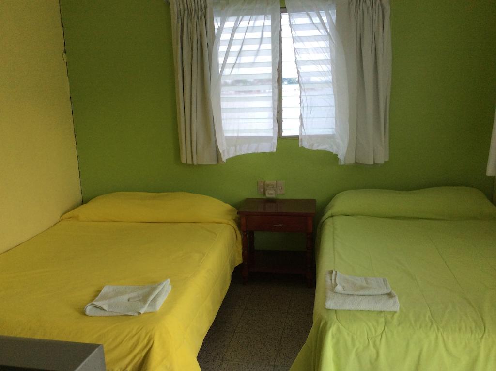 Green World Hotel Флорес Екстериор снимка